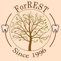 Логотип Стоматология ForRest (Форрест)